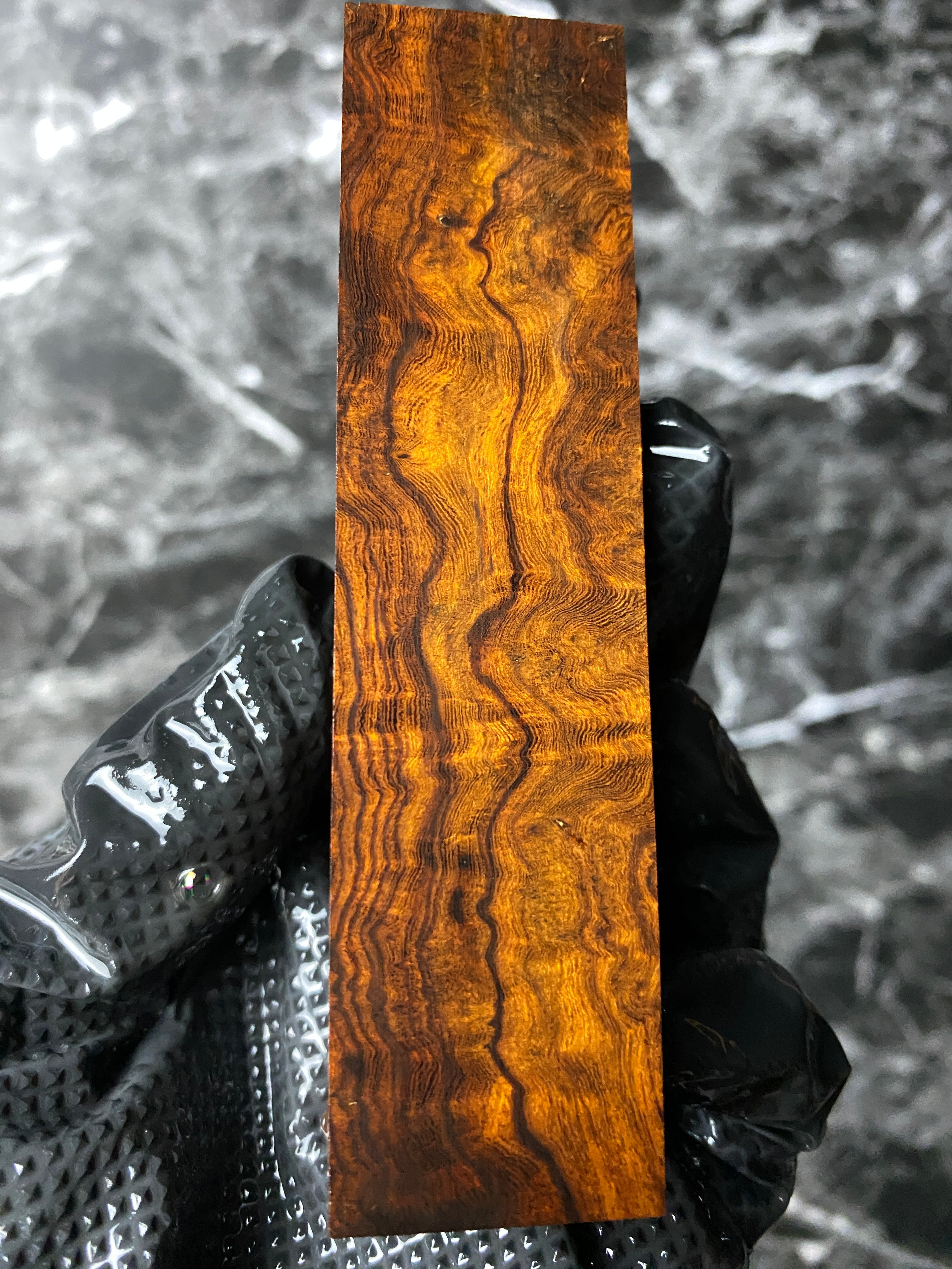 GEM119 - 4.65 x 1.16 x 1”