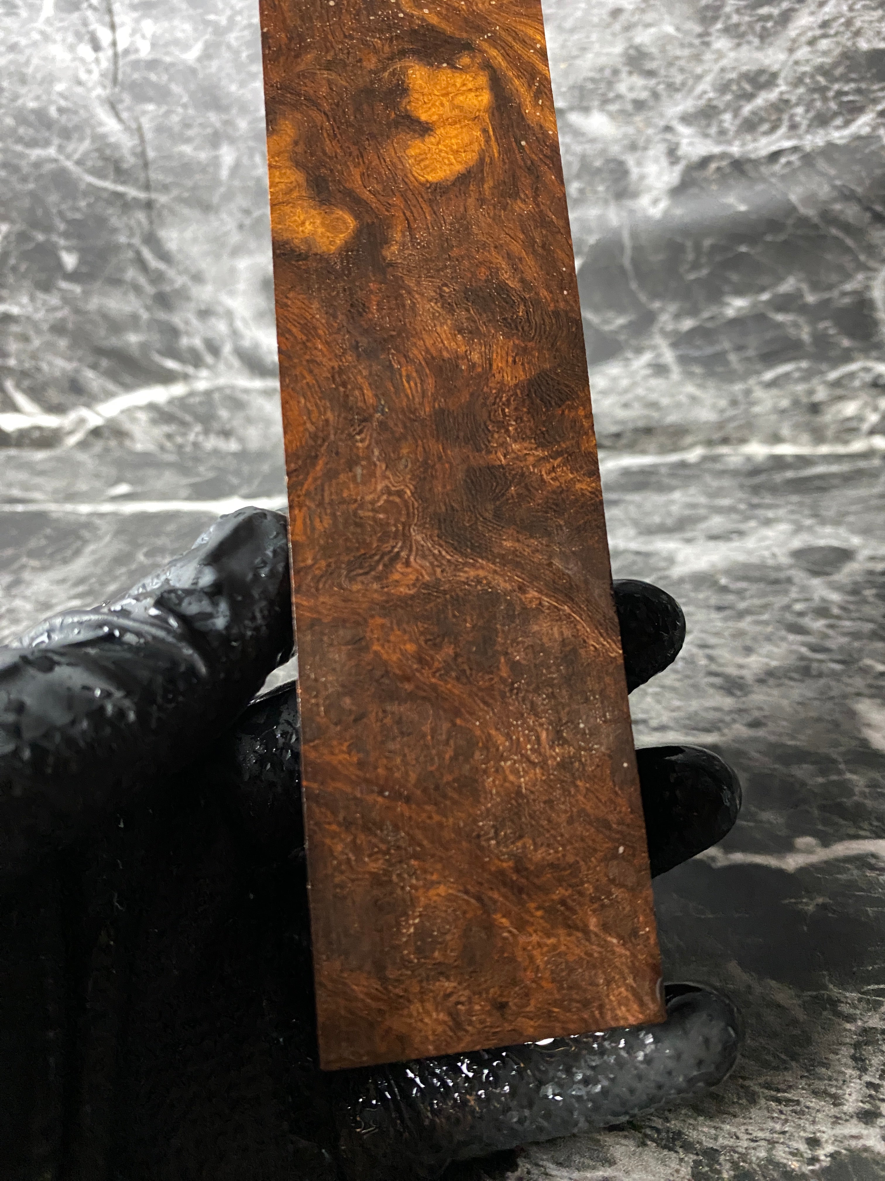 IWB117 - 5.66 x 1.61 x 1.15”