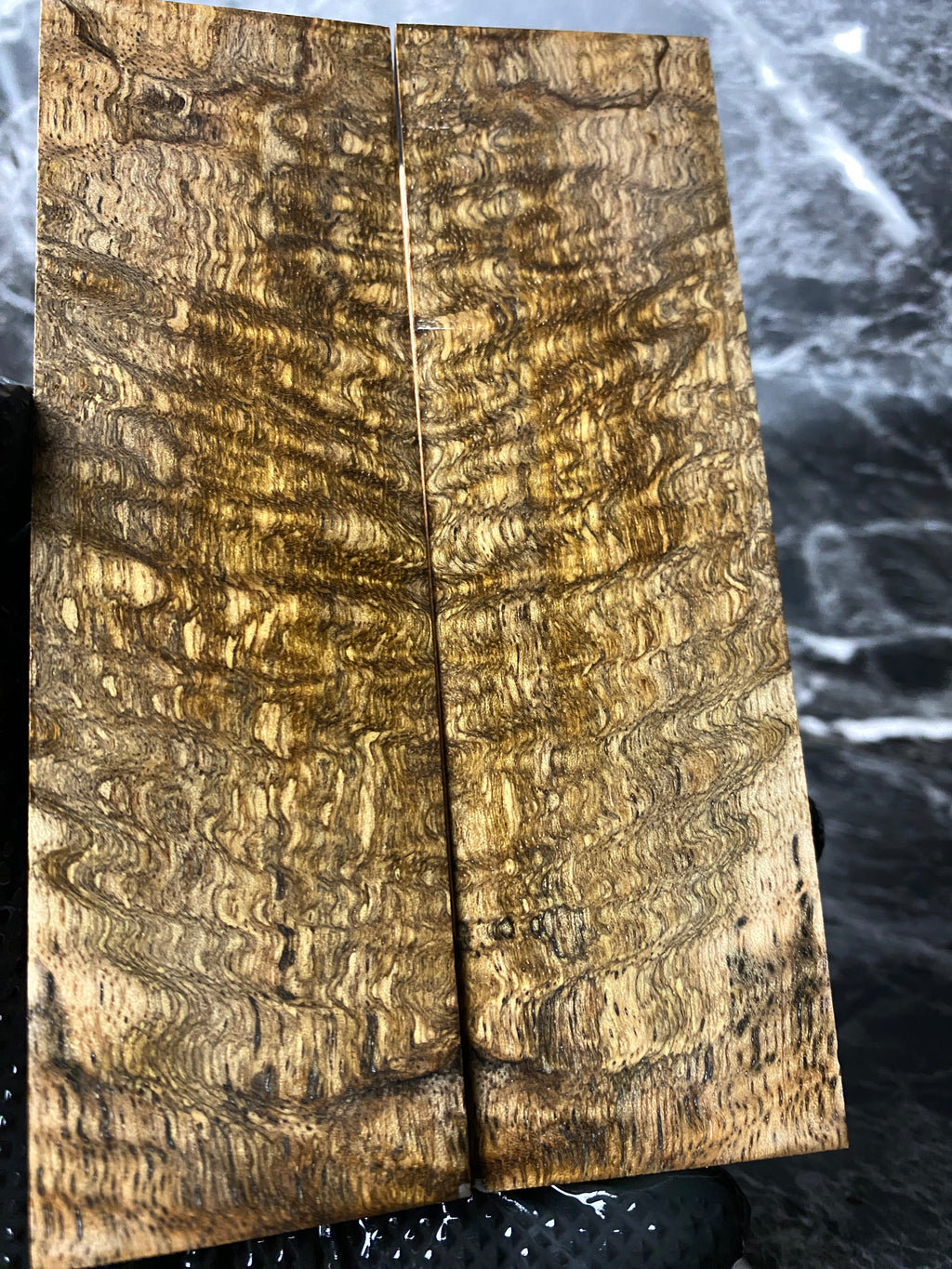 HCMS104 - 5.58 x 1.66 x .34”