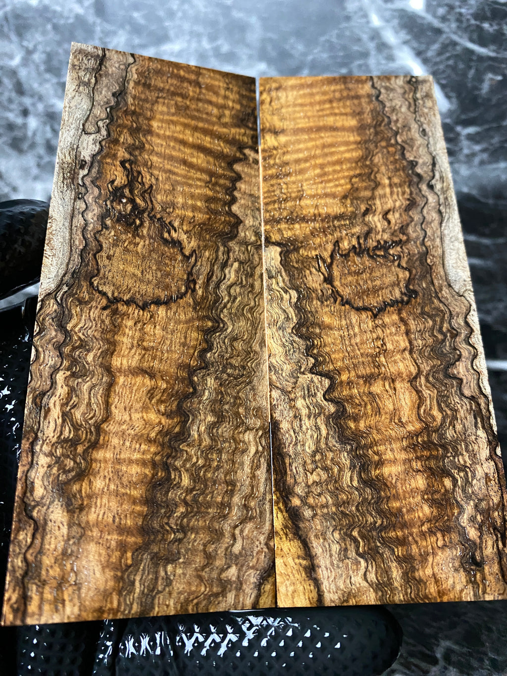 HCMS108 - 5.24 x 1.89 x .39”
