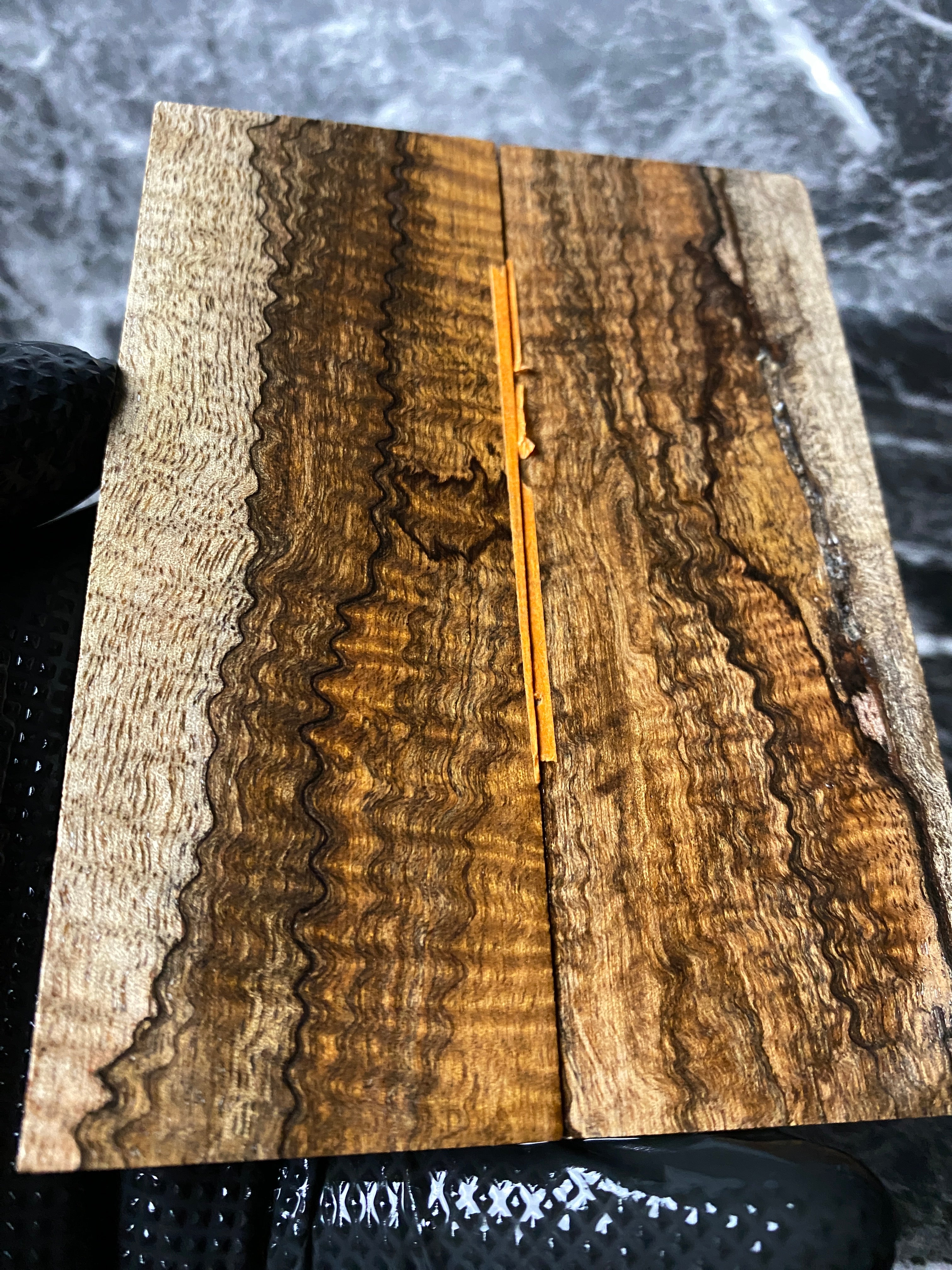 HCMS108 - 5.24 x 1.89 x .39”