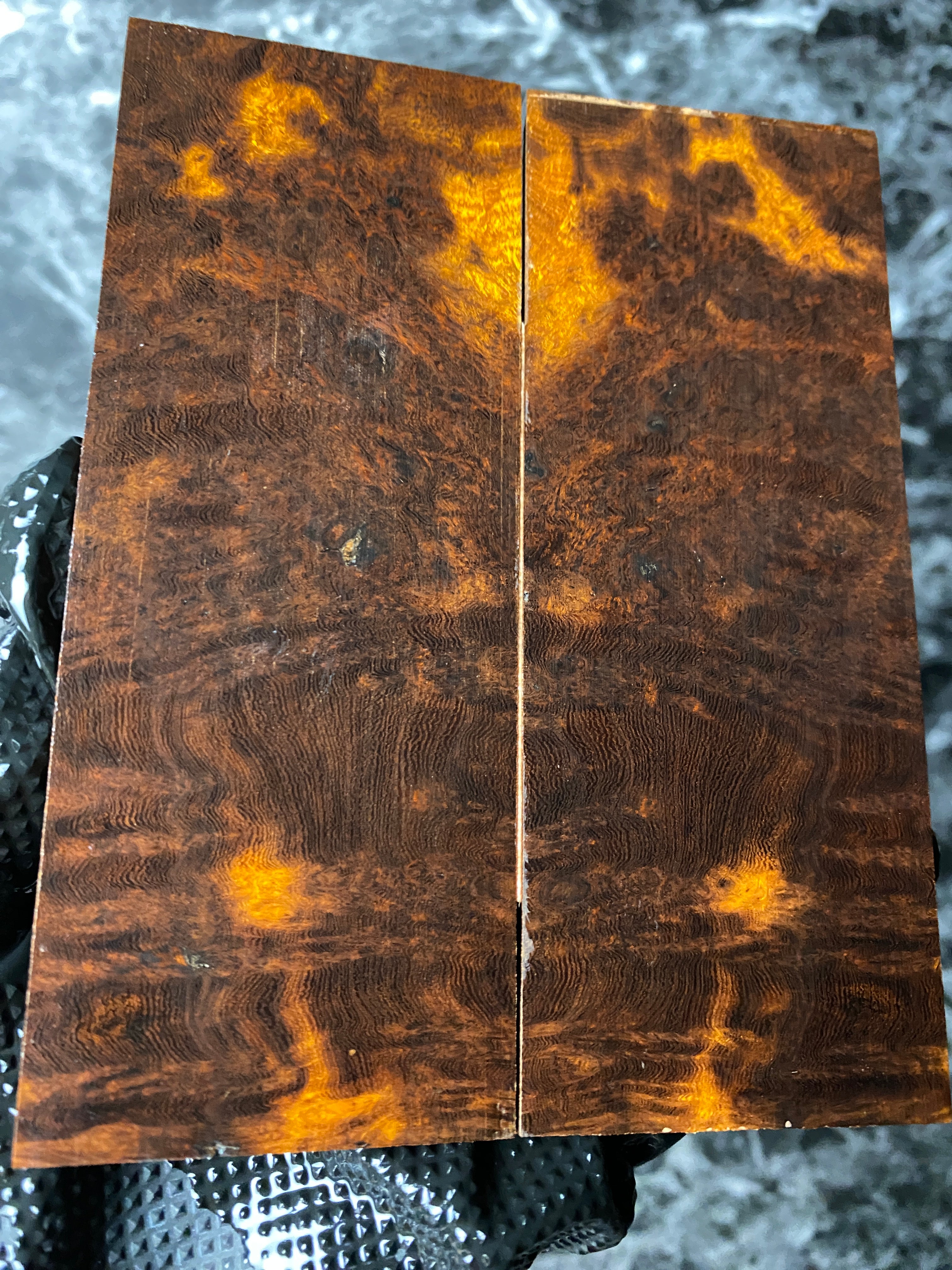 IWS196 - 5.22 x 2 x .3”
