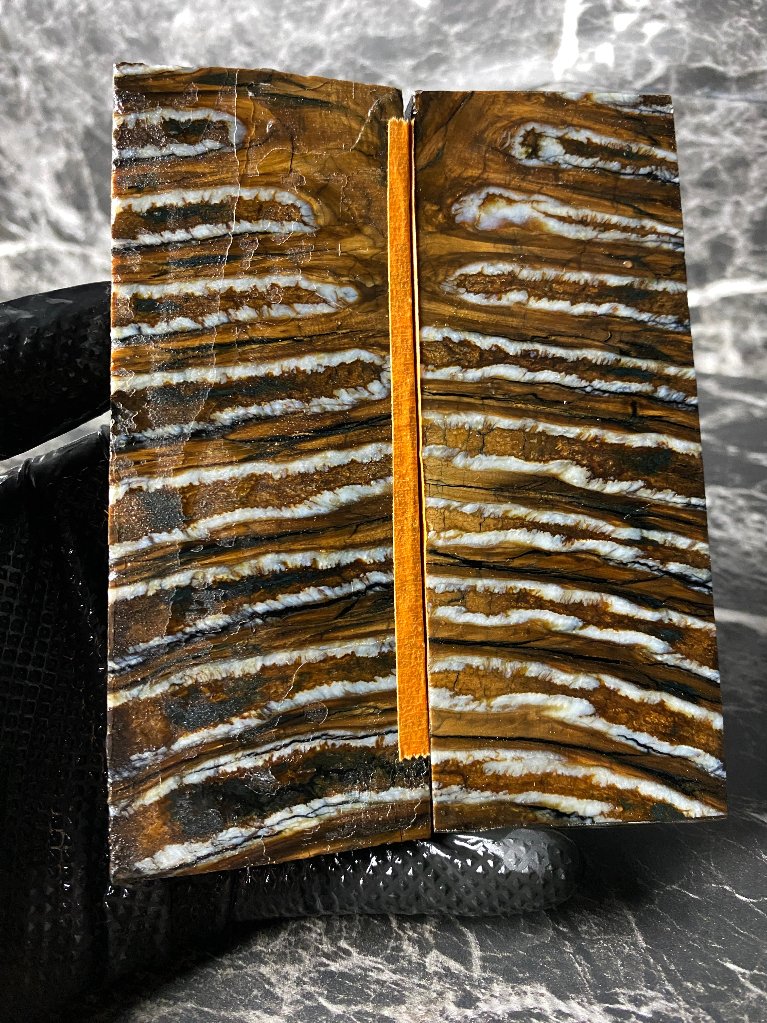 MAMS102 - 5.18 x 1.96 x .36"