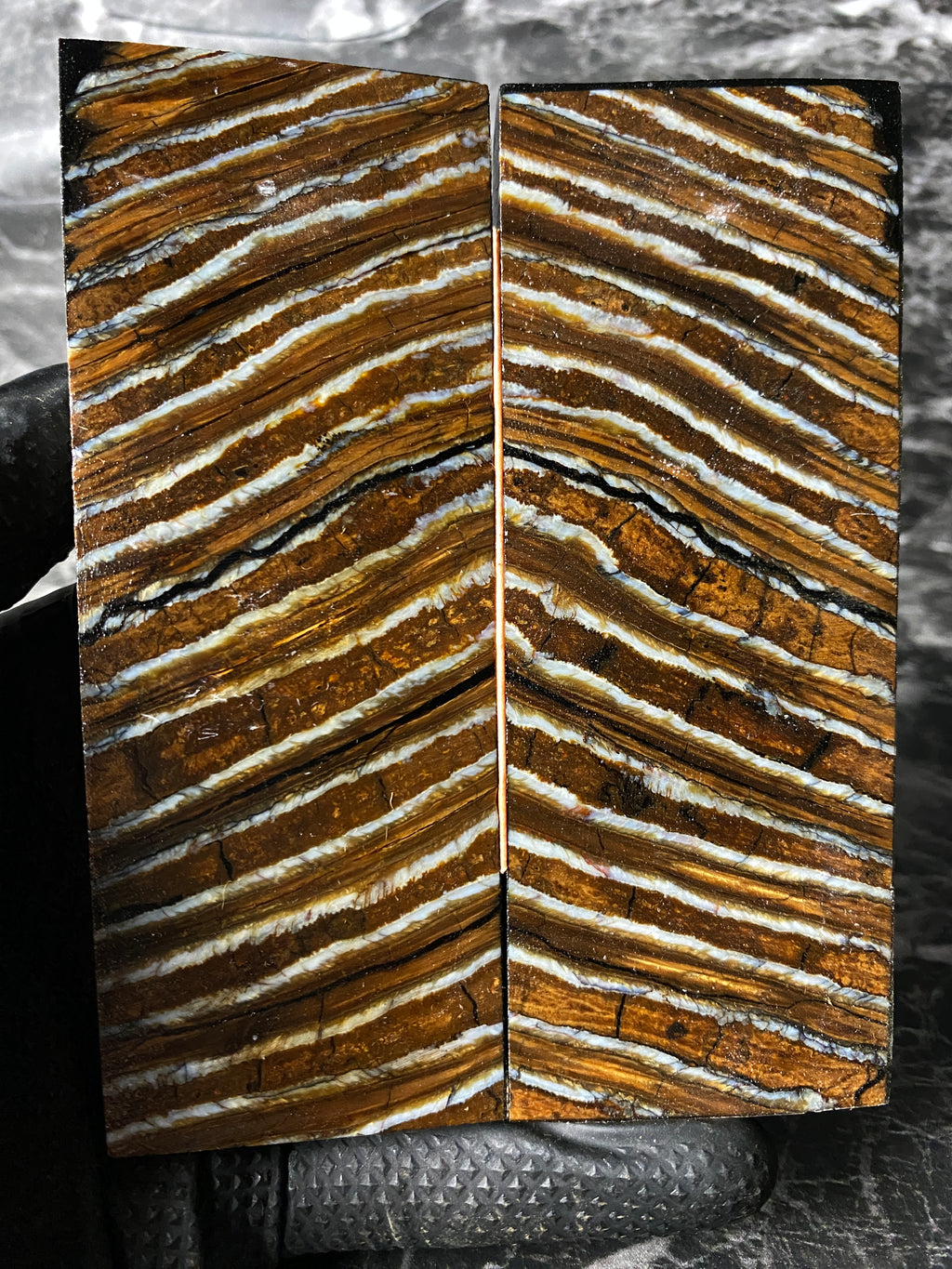 MAMS116 - 5 x 1.82 x .39"