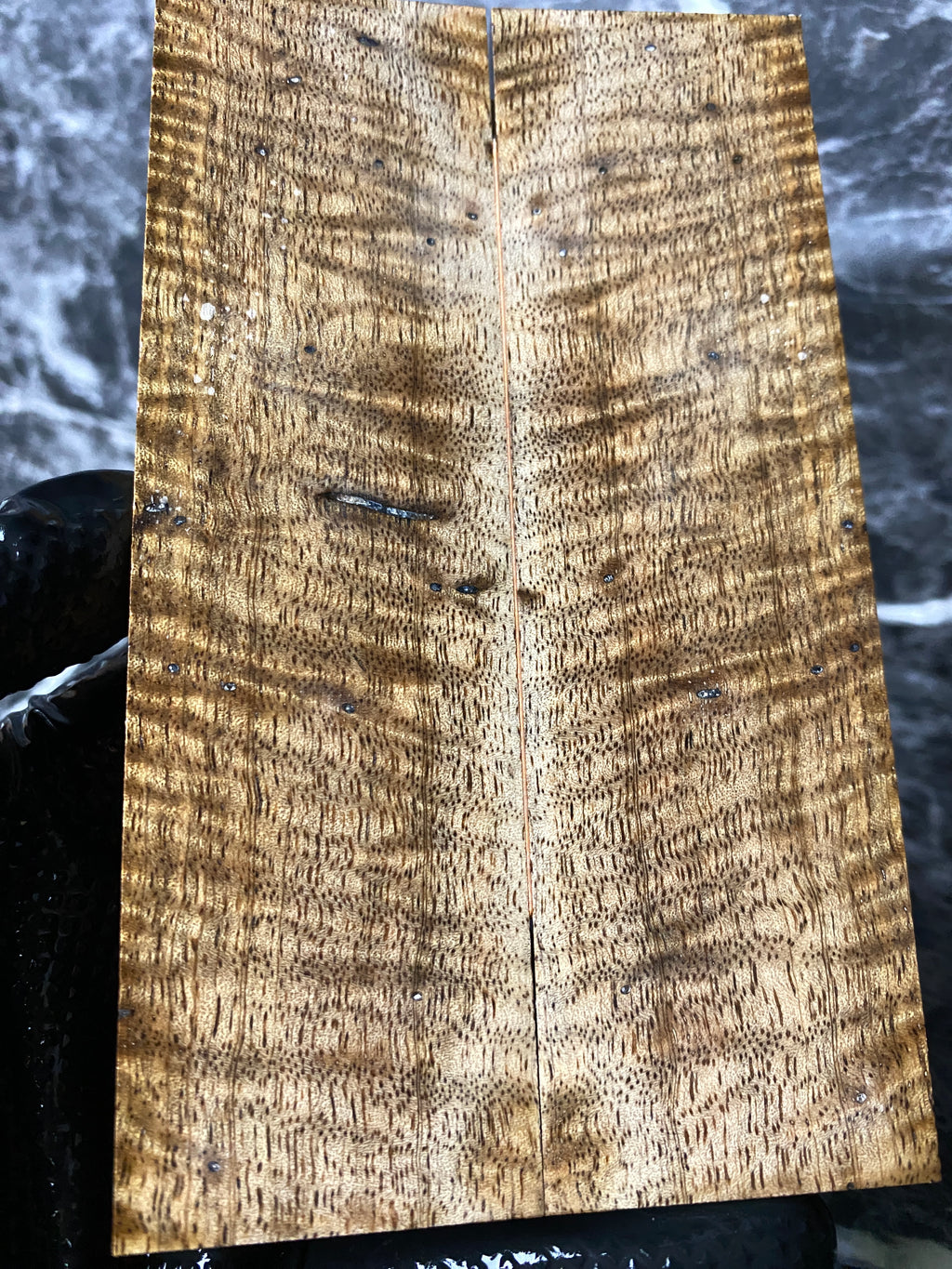 HCMS102 - 5.58 x 1.60 x .38”