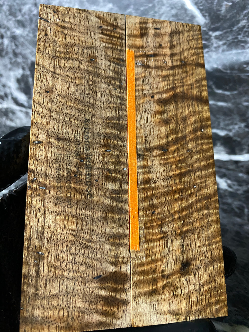 HCMS102 - 5.58 x 1.60 x .38”