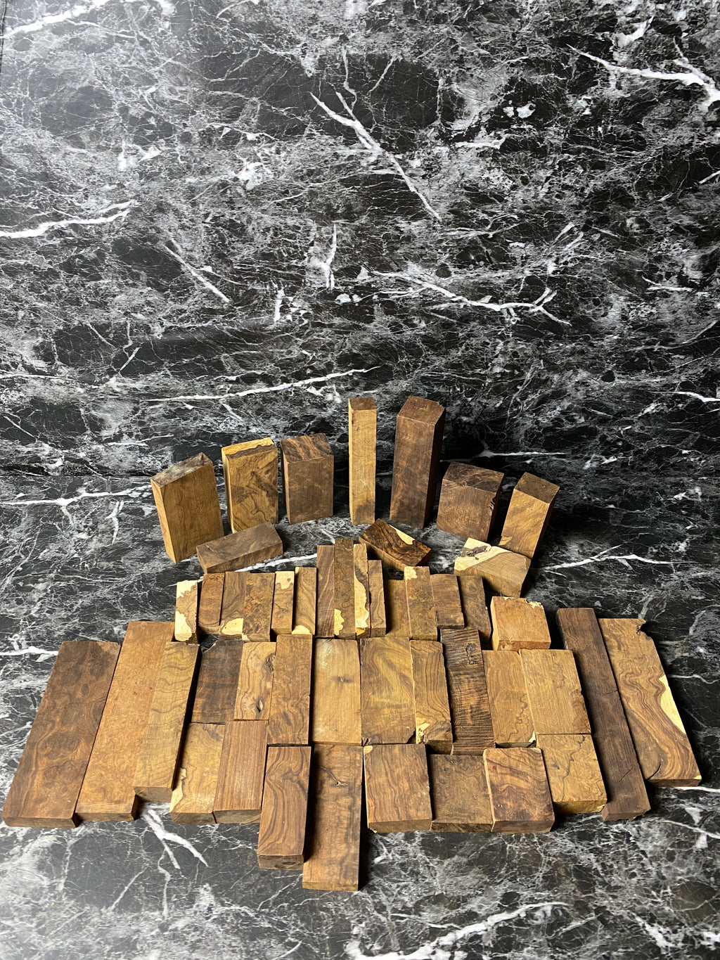 BARGAIN BOX102 - 47 blocks
