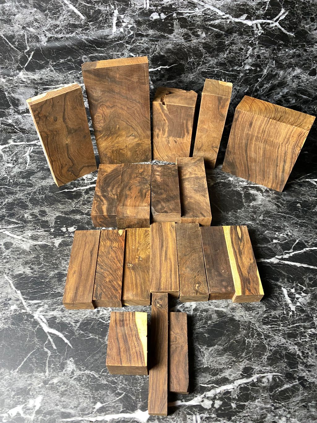 BARGAIN BOX103 - 19 blocks