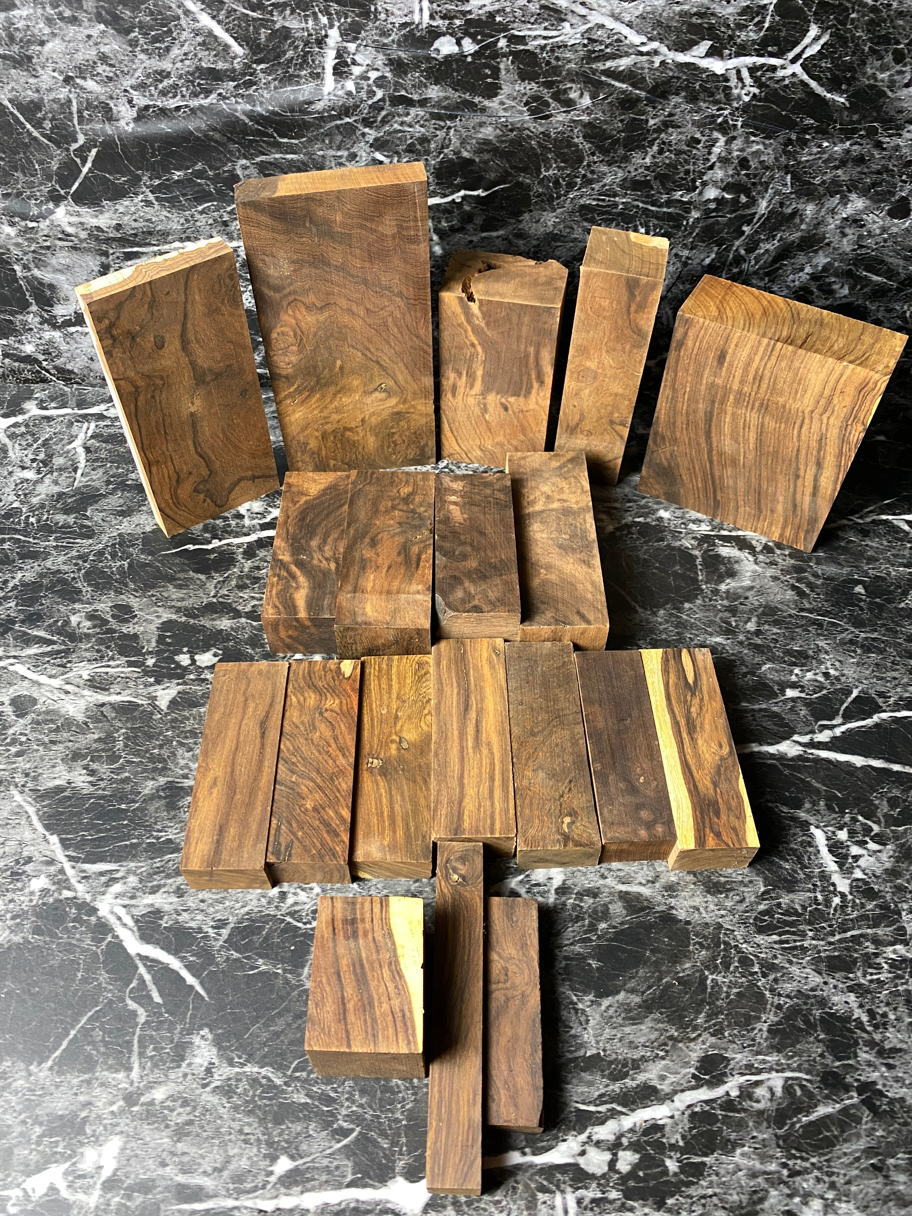 BARGAIN BOX103 - 19 blocks