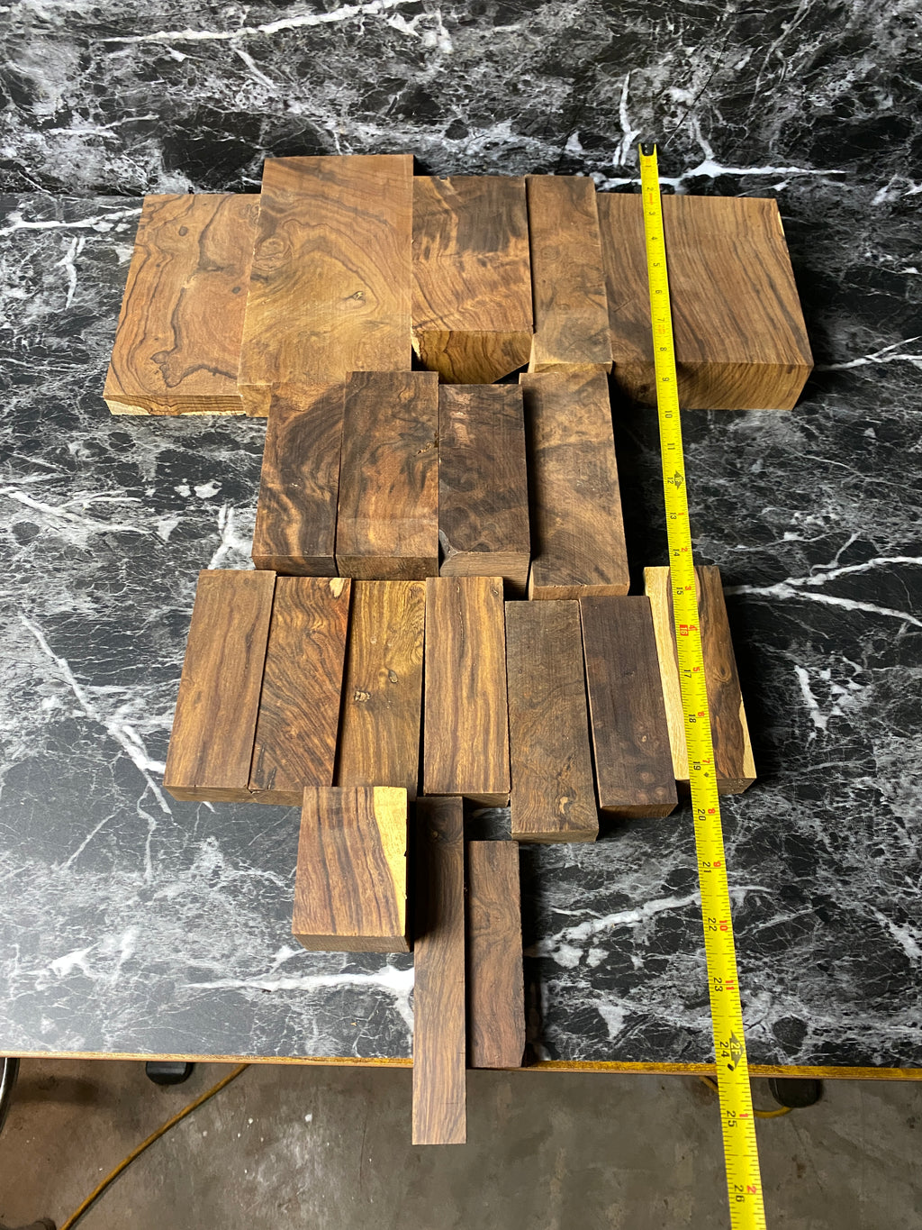 BARGAIN BOX103 - 19 blocks