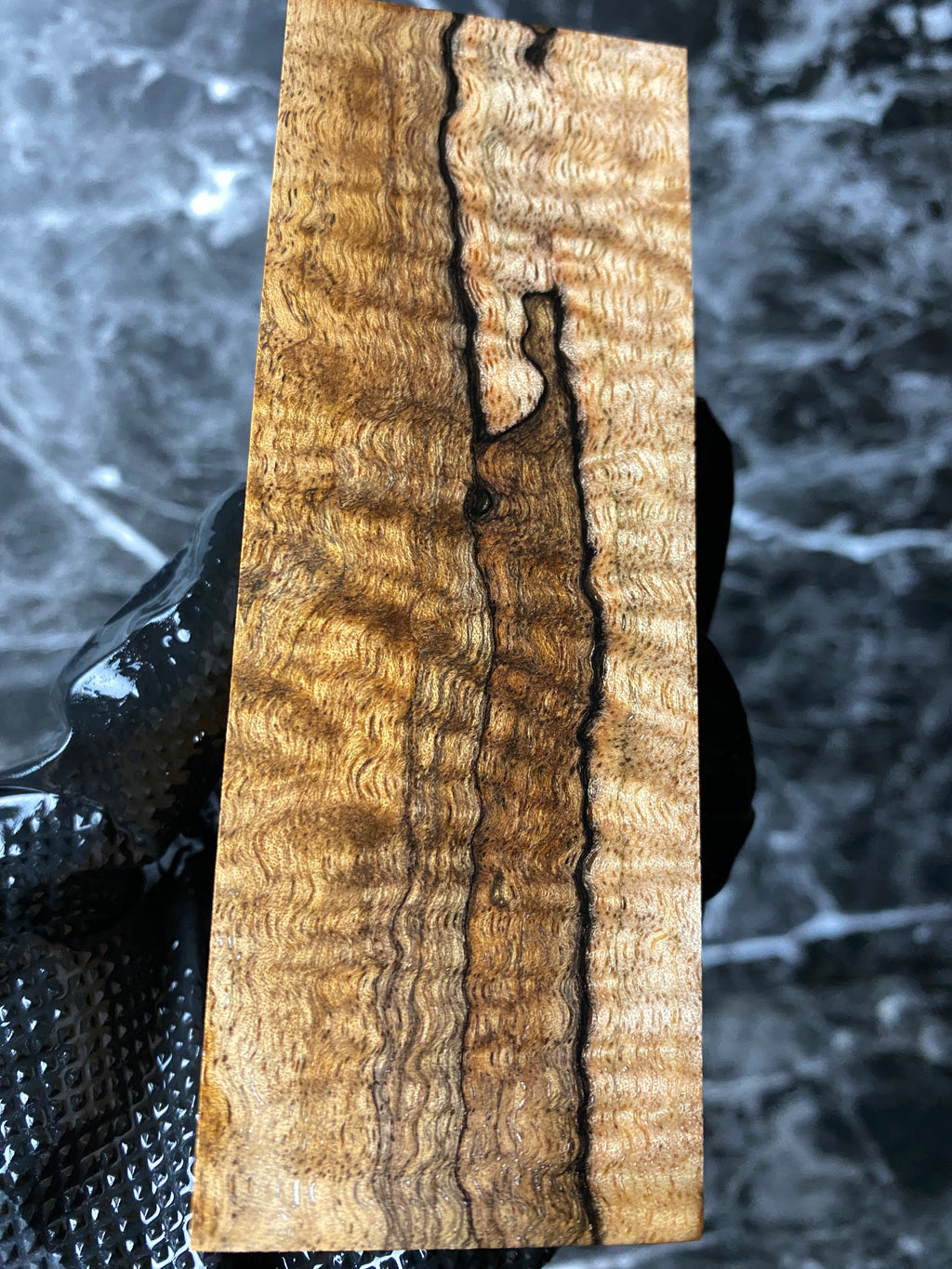 HCMB112 - 5.25 x 1.9 x 1.15”
