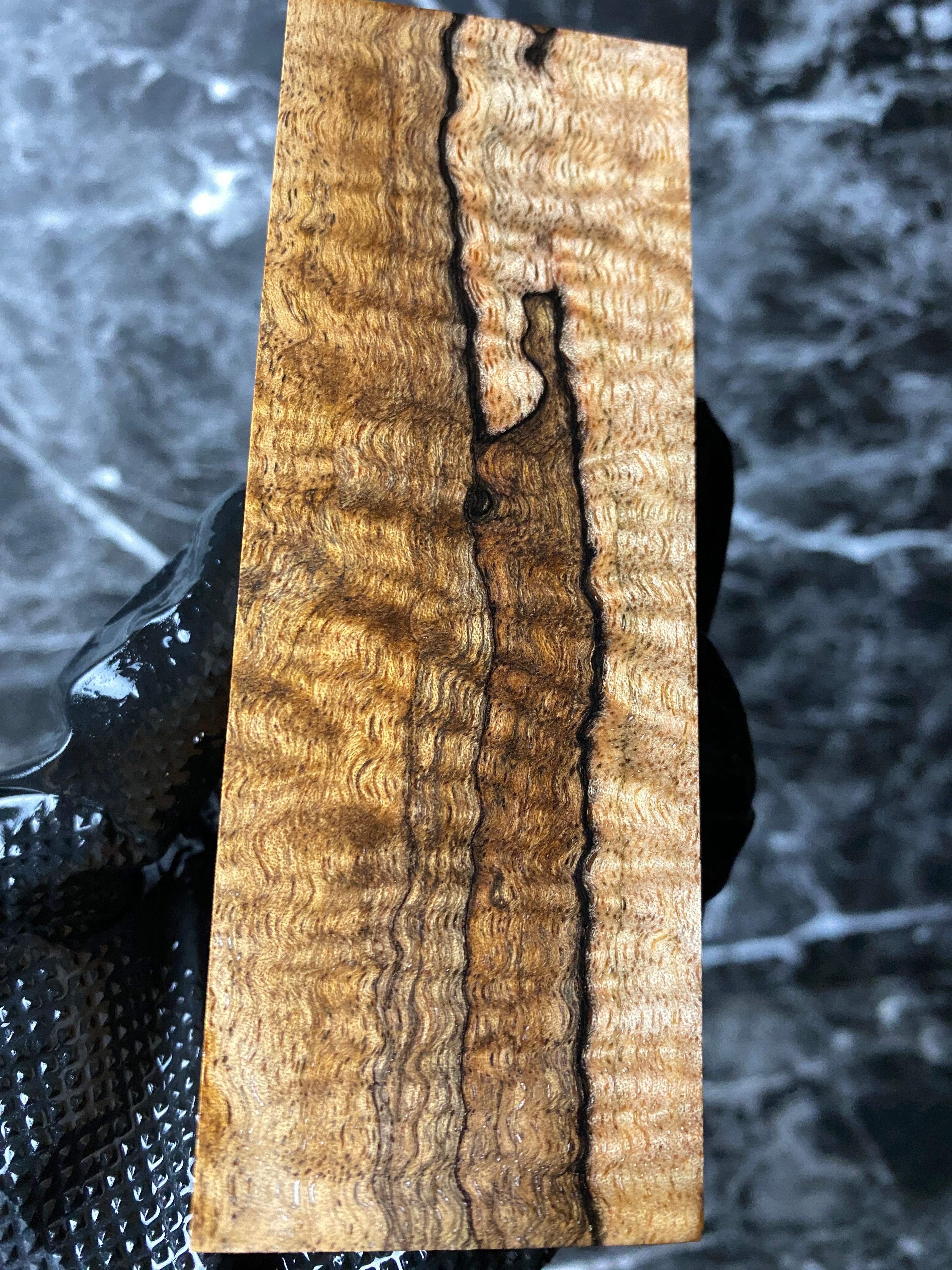 HCMB112 - 5.25 x 1.9 x 1.15”