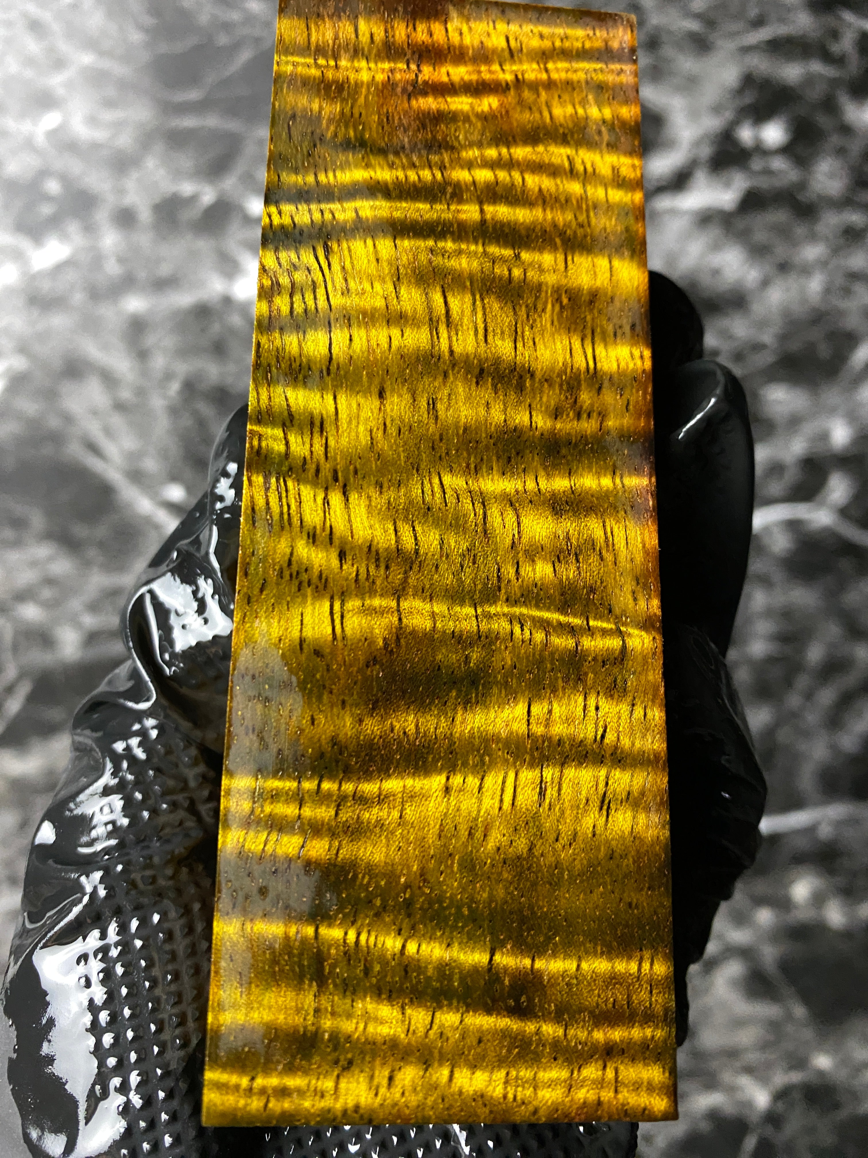 HCMBD109 - 5.16 x 1.8 x 1.13”