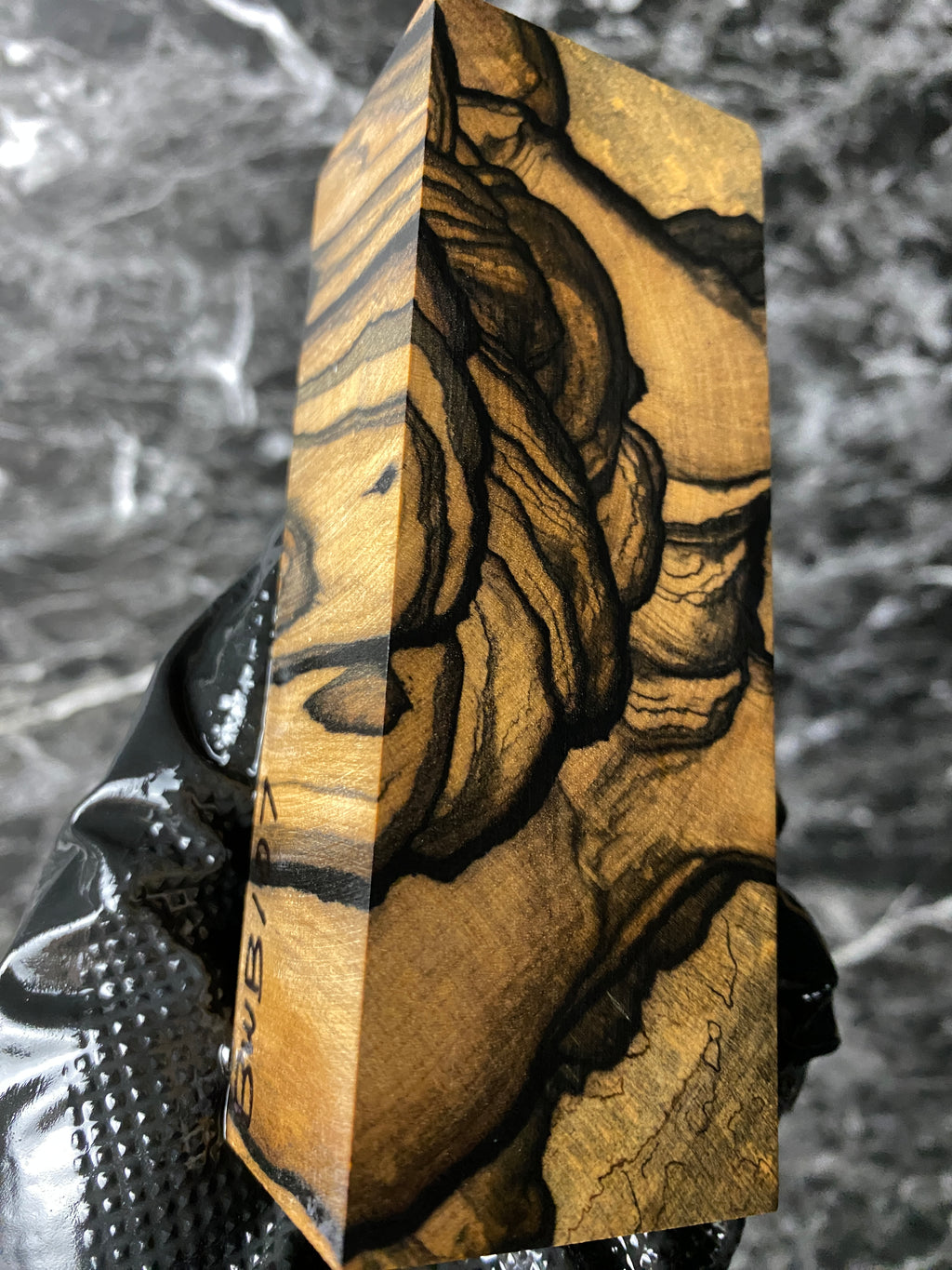 BWB107 - 5 x 1.83 x 1.55”