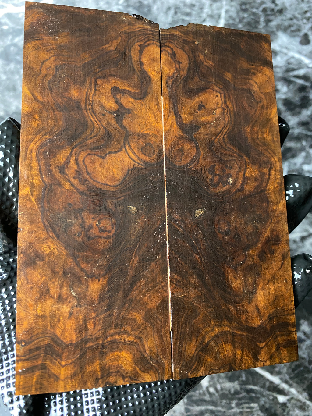 IWS245 - 5.7 x 2 x .3”
