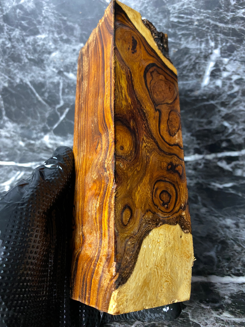 IWB403 - 7.25 x 2 x 2.36”
