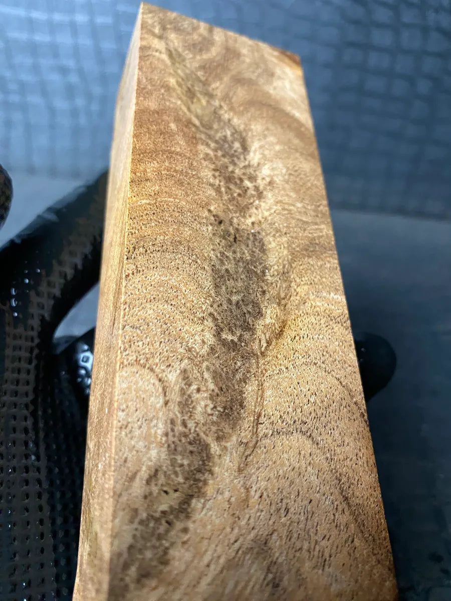 MQB114 - 5.20 x 1.79 x 1.18”