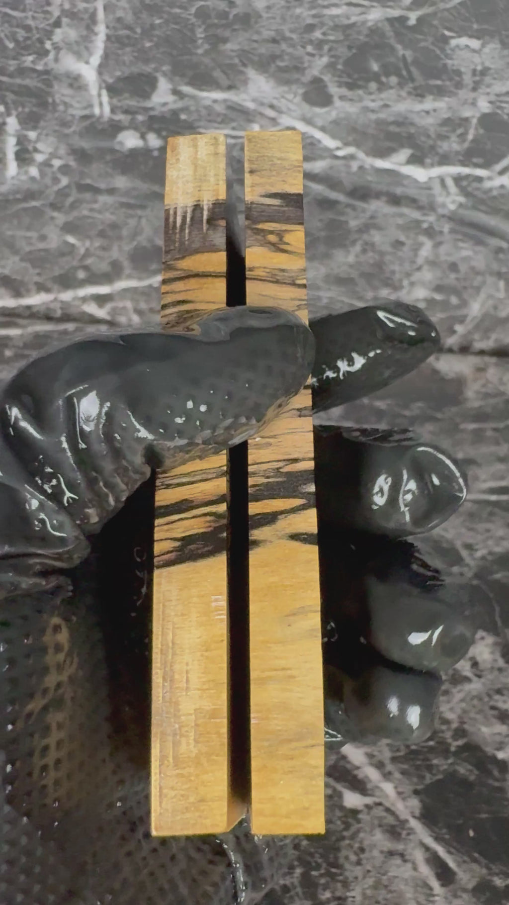 Black & White Ebony Scales BWS142 - 4.55 x 1.55 x .4”
